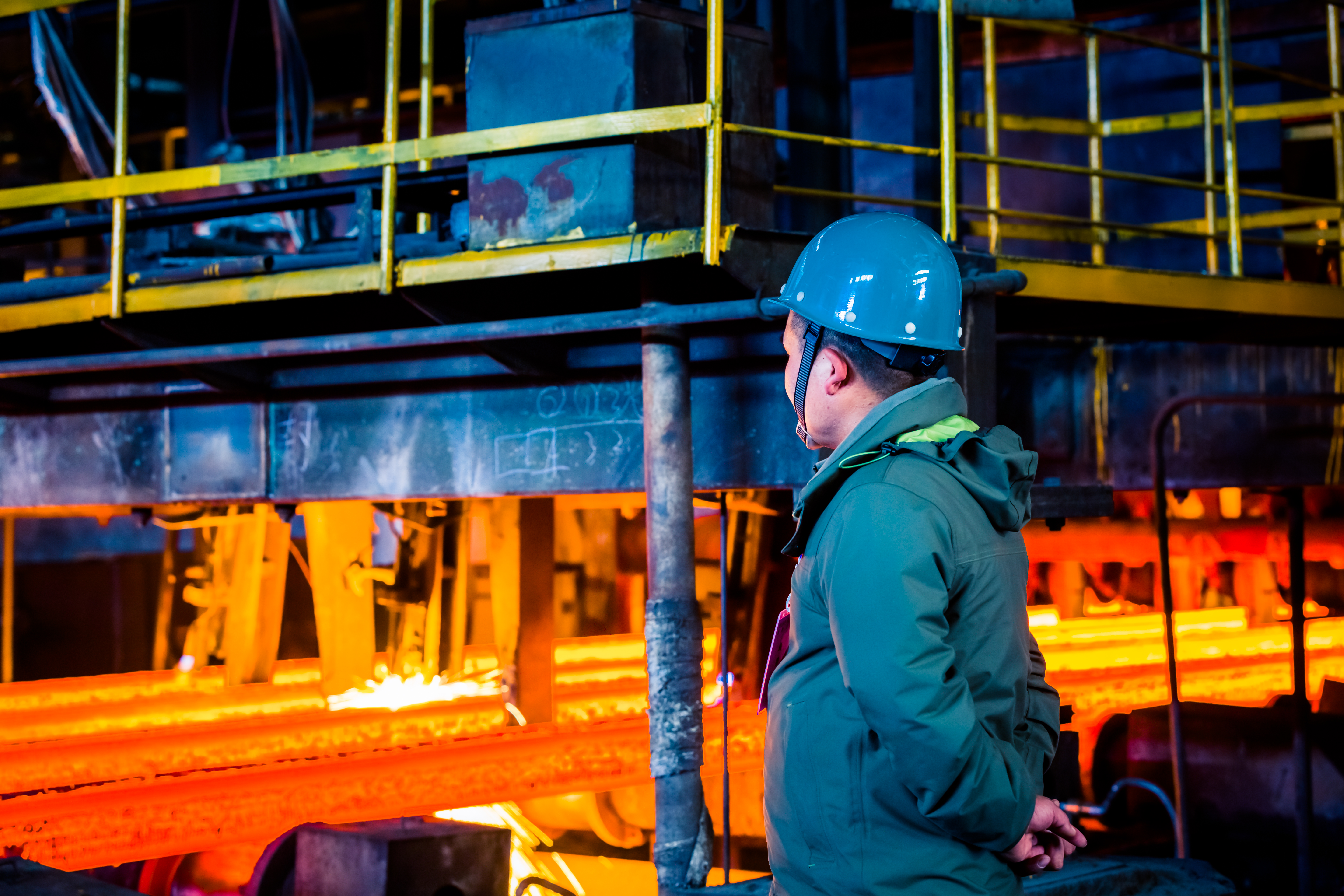 Steel Picture Image from Freepik