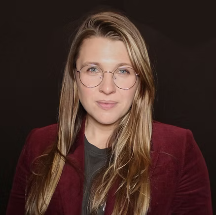 Photo Image of Ella Pravetz