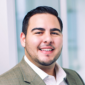 Daniel Herrera, MBA 2022