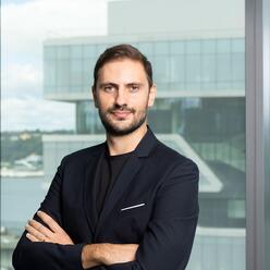 Dante Donati, Instructor in Business