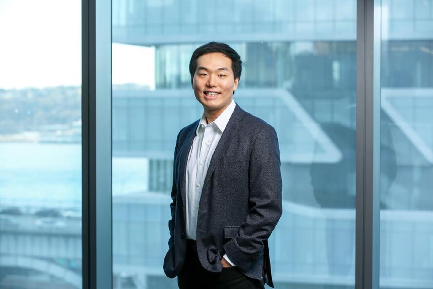 Photo Image of Hongseok Namkoong