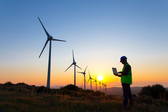The Global Renewable Energy Boom Can’t Be Stopped—Not Even by U.S. Politics