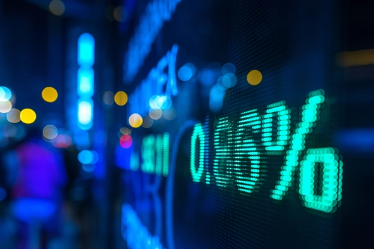 Ratings Reimagined: How Synthetic Credit Ratings Can Compete with Agencies