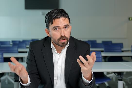 Professor Jorge Guzman