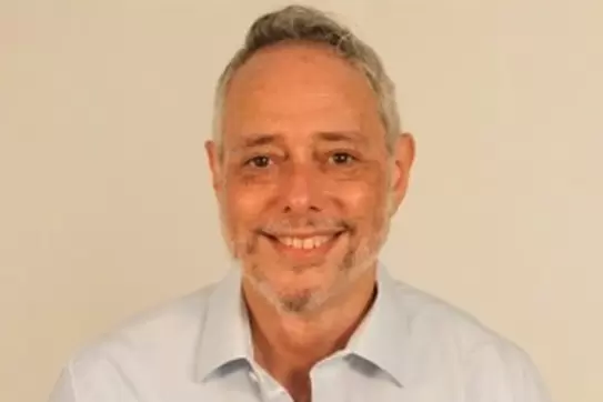 Photo Image of Brian Hecht