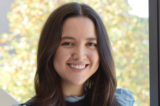 Photo Image of Isabel Hoyos