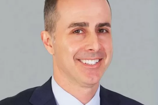 Gideon Gil '00
