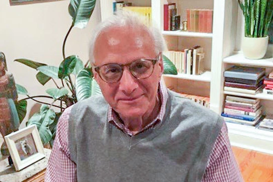 Robert J. Morais