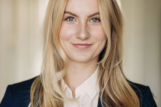 Michaela Kuelbs headshot