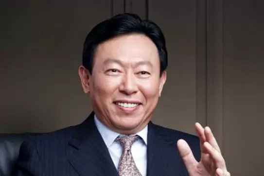 Dong-Bin Shin ’81