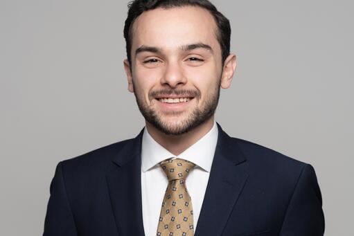 Diego Alvarez headshot