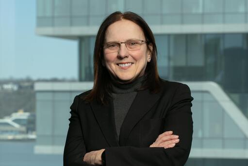 Photo of Prof. Donna Hitscherich