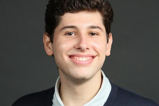Mark Pérez Clanton photo