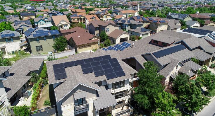 Solar rooftop panels in Texas