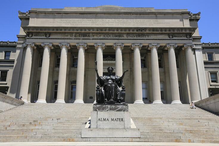 Alma Mater and the Library of Columbia University. Alex Proimos from Sydney, Australia, CC BY 2.0